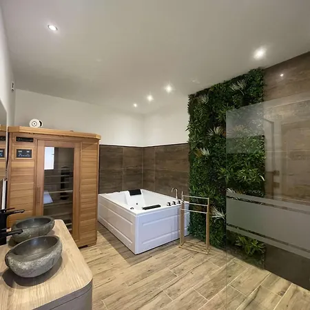 Nature M&j Hébergement de vacances *